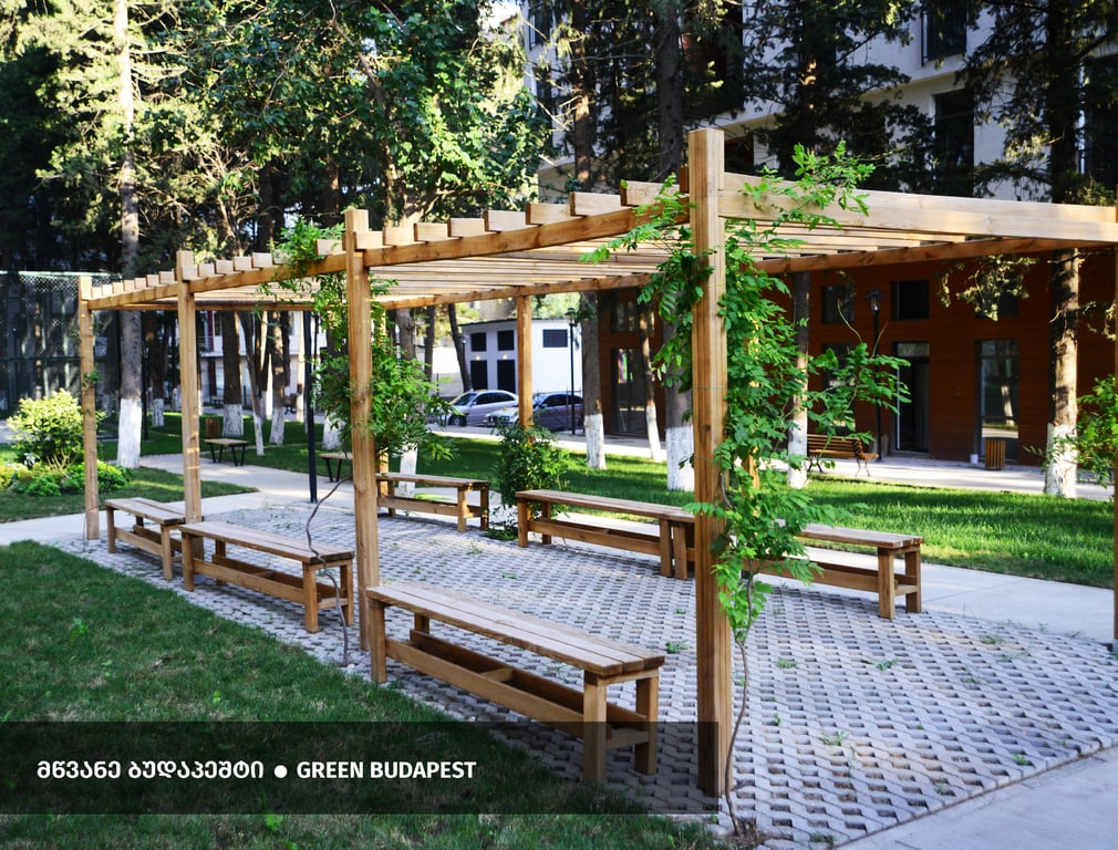 В строительство комплекса «GREEN BUDAPEST» компания «Макро Девелопмент» вложила инвестиции в размере 45 миллионов долларов.